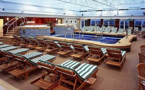 Tận mắt những khách sạn 5 sao trên biển -  Tàu Norwegian Breakway  -  Cùng iVIVU.com