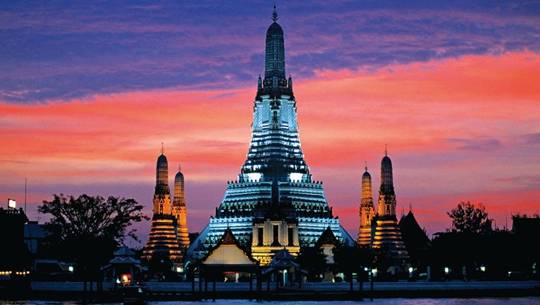 Wat Arun (Temple of Dawn), Bangkok, Thailand