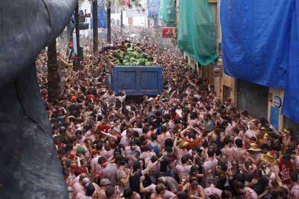 Lễ hội cà chua ở Tây Ban Nha bắt đầu thu phí tham dự