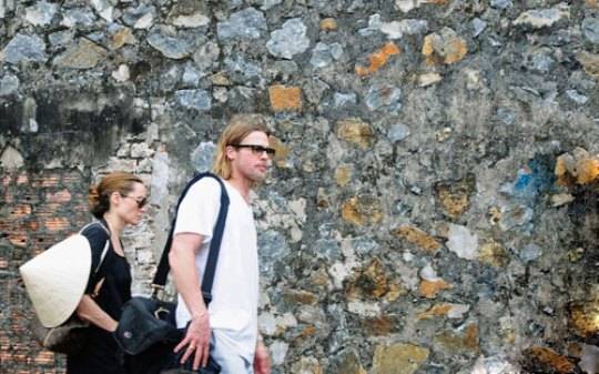 Du lịch Côn Đảo - Đôi vợ chồng siêu sao Angelina Jolie và Brad Pitt cũng từng có chuyến thăm nhà tù Côn Đảo 
