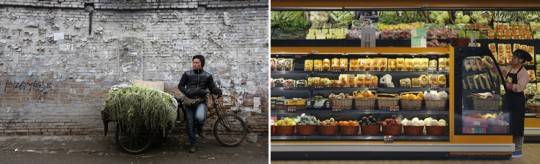 Một người bán tỏi rong và một nhân viên bày biện rau củ trong tủ lại tại một siêu thị Bắc Kinh.