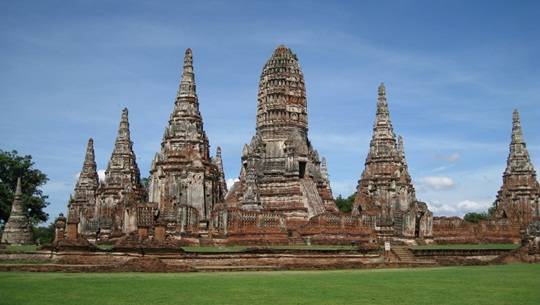 Ruins-of-old-city-Ayutthaya-Thailand-1500x1125