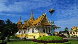 Cung điện hoàng gia Campuchia