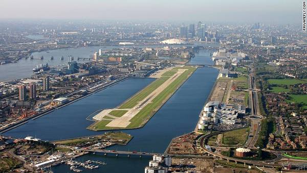 ivivu-scenic-airports-hi-res-london-city-horizontal-gallery