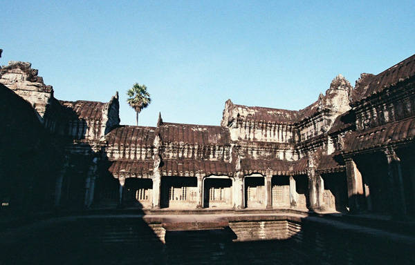 Angkor Wat là niềm tự hào của Siêm Riệp và Campuchia.