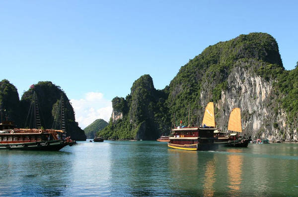 9 địa điểm du lịch hấp dẫn nhất Việt Nam