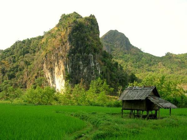 6 lý do khiến bạn không thể không yêu khi du lịch Lào