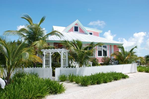 Du lịch Bahamas - Những ngôi nhà với kiến trúc đặc biệt mà bạn thường gặp trong các bộ phim.