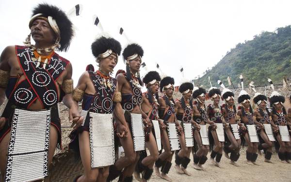 Bộ trang phục cầu kỳ của những bộ lạc vùng Nagaland.