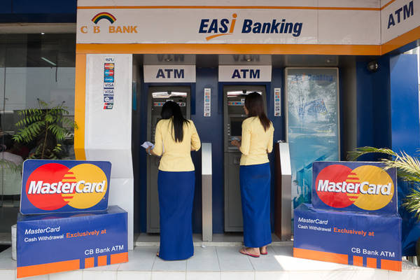 Ở Myanmar không có nhiều các quầy ATM. Ảnh: mmbiztoday.com
