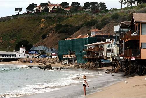 Khám phá bãi biển tỷ phú ở California
