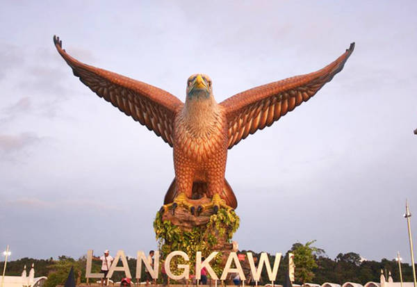 Trung tâm Kuah của Langkawi, nơi có quảng trường Đại Bàng