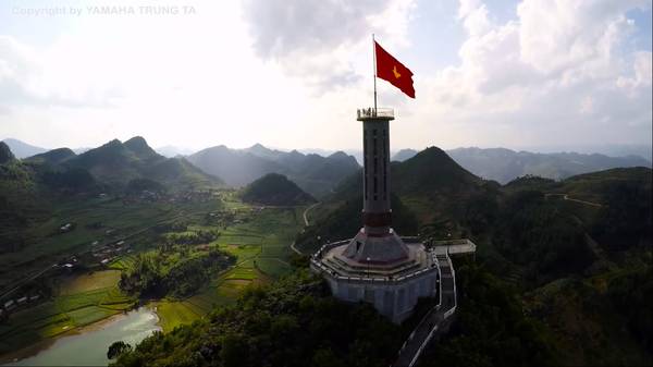 Nổi da gà\' với video clip: Việt Nam qua góc nhìn flycam