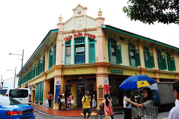 Arcade Little India là một khu vực buôn bán sầm uất nằm ẩn mình giữa trung tâm khu Tiểu Ấn. Ảnh: saex.com.sg