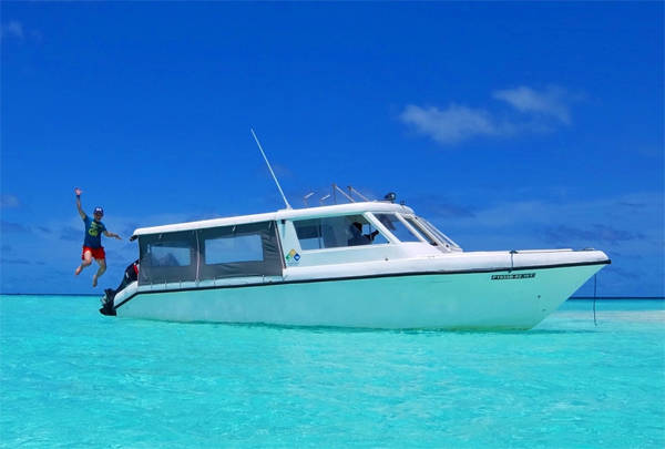Hãy mua tour đi chơi hằng ngày, bạn sẽ tiết kiệm mà vẫn được đến những địa điểm nổi tiếng ở Maldives. 