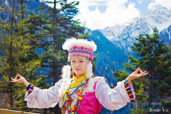 Trang phục truyền thống của người Tạng