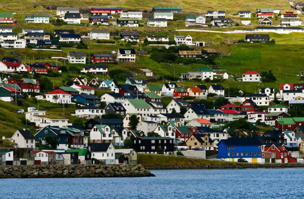 Đảo Faroe tuy nhỏ nhưng quyến rũ và có nhiều điều thú vị. Ảnh: The Richest