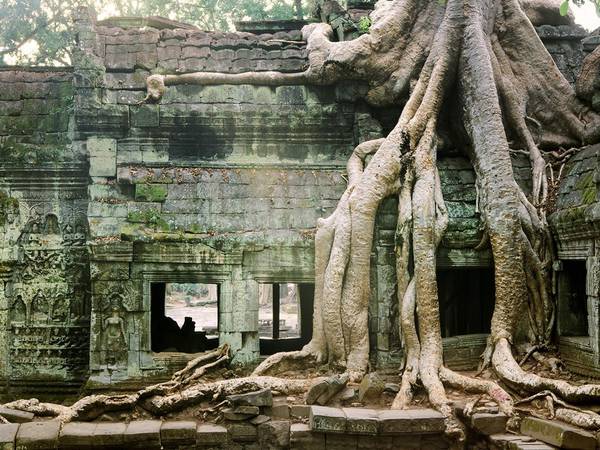 Đền Angkor, Campuchia: Khu đền khổng lồ này từng được nhiều báo, tạp chí lớn trên thế giới bình chọn là điểm đến tuyệt vời, với những công trình kiến trúc mang đậm dấu ấn lịch sử.