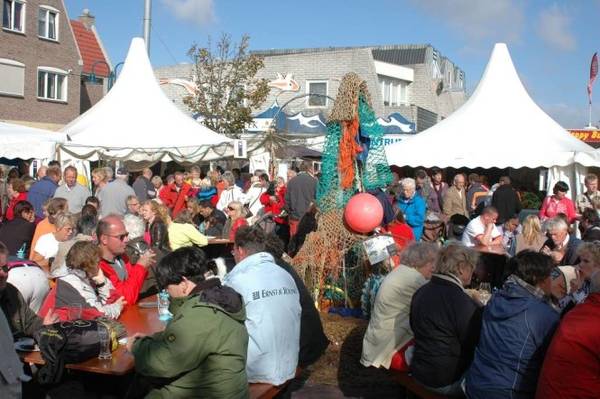  Lễ hội ẩm thực “Texel Culinair” diễn ra tại làng De Koog vào tháng 9 hằng năm - Ảnh: texel.net