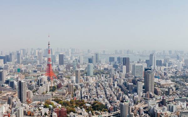 Tokyo, Nhật Bản: Thủ đô nhộn nhịp của Nhật Bản có những tòa cao ốc chọc trời, xen giữa các gian hàng thủ công và đền miếu cổ. Thành phố này nổi tiếng với ẩm thực thượng hạng và các quận thời trang như Shibuya hay Harajuku. Tokyo đạt 86,02 điểm, đứng ở vị trí số 9. 