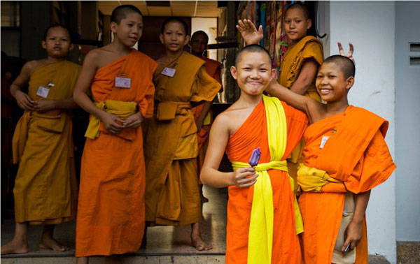 Số lượng người theo đạo Phật ở Thái Lan rất đông.