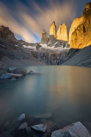 Công viên quốc gia Torres Del Paine, Chile: Đây là một trong những nơi có phong cảnh núi non đẹp nhất thế giới. 