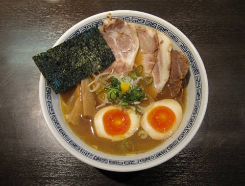 Mỳ ramen được coi là một trong những món ăn "thần thánh" của Nhật Bản. Ảnh: Mata.