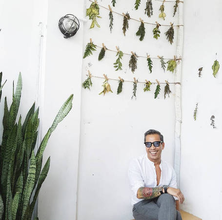 quan-ca-phe-sieu-chat-tha-ho-gap-sao-o-sai-gon-ivivu-18