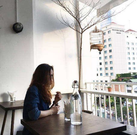 quan-ca-phe-sieu-chat-tha-ho-gap-sao-o-sai-gon-ivivu-21