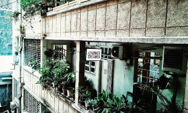 quan-ca-phe-sieu-chat-tha-ho-gap-sao-o-sai-gon-ivivu-25