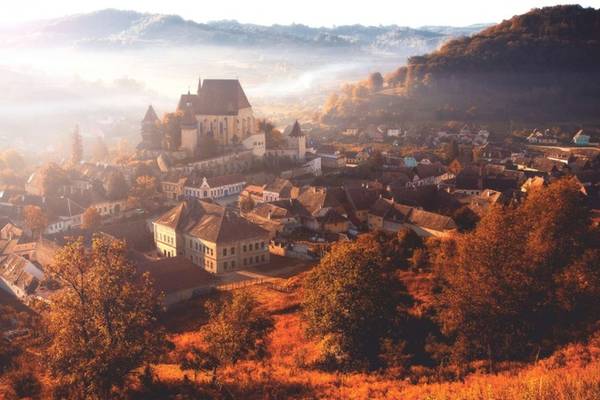 Biertan, Transylvania, Romani nổi tiếng với những tòa nhà đẹp như lâu đài trong cổ tích.