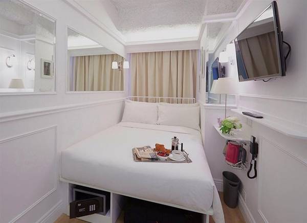 Khách sạn Mini Causeway Bay có phòng rất bé nhưng thiết kế thông minh và tiết kiệm diện tích.