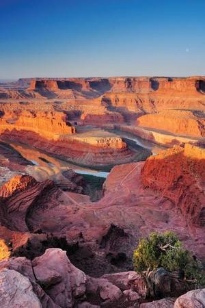 Vườn quốc gia Canyonlands ở Utah - Ảnh: National Geographic