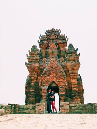Đến đây du khách có thể tận mắt được chứng kiến tháp Po Klong Garai đã đạt tới độ chín muồi của nghệ thuật kiến trúc và điêu khắc, dung hoà được trong phong cách nghệ thuật Chămpa và Khmer.