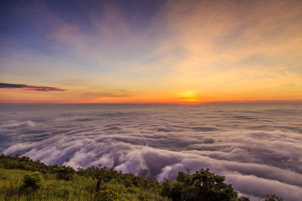 Săn mây, đón bình minh trên núi Bà Đen Tây Ninh - iVIVU.com