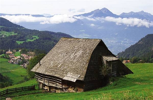  Khung cảnh vùng Nam Tirol