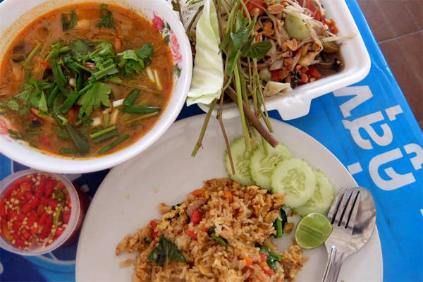 Bữa ăn đậm chất Thái ở Udon Thani.