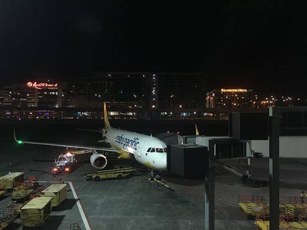 Máy bay Cebu Pacific từ Manila về Hà Nội.