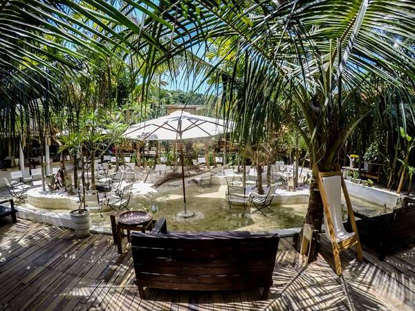 The-Fish-Hostel-Restaurant-phu-quoc-ivivu-8