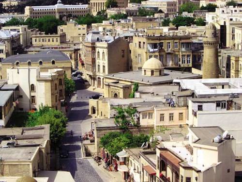 Phố cổ với những con đường nhỏ yên tĩnh ở Baku