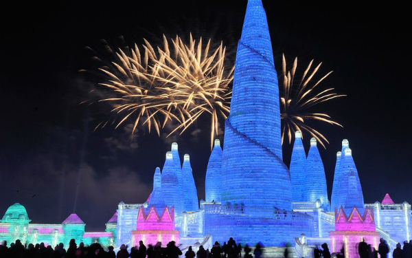 Lễ hội băng đăng quốc tế hàng năm được tổ chức tại thành phố Harbin (Hắc Long Giang, Trung Quốc) có quy mô lớn nhất thế giới, tổ chức hàng năm và được xem là một trong những sự kiện du lịch mùa đông nổi bật nhất.
