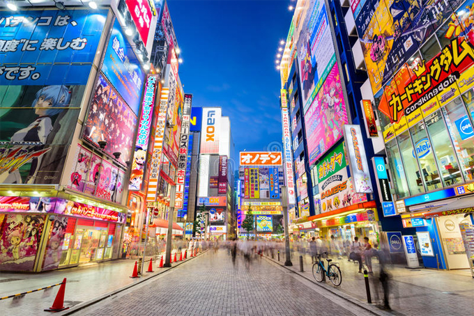 Khu phố đồ điện tử, game... nổi tiếng nhất ở Tokyo cũng như cả Nhật Bản.