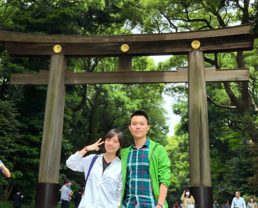 Cổng vào đền Meiji.