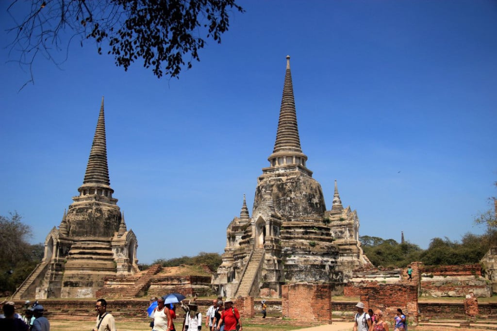 Những ngôi đền với kiến trúc đặc trưng của Thái Lan. Ảnh: Dương Quán Hạ