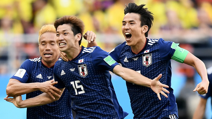 Đội tuyển bóng đá Nhật Bản chính thức trở thành đại diện châu Á duy nhất đi tiếp vào vòng 16 đội tại World Cup 2018. Thua Ba Lan 1-0 ở trận cuối trong vòng bảng nhưng đội bóng “Samurai xanh” vẫn lọt qua khe cửa hẹp nhờ điểm số Fair-play (-4 so với -6 của Senegal). Ảnh: Sportsinteraction.