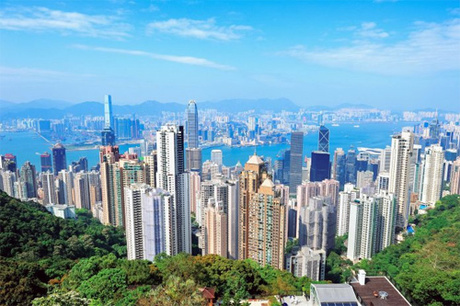 Chủ các tòa cao ốc ở Hong Kong thường thuê thầy phong thủy khi làm nhà. Ảnh: Travelbox.