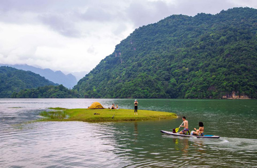 Đi chơi hồ nước ngọt lớn nhất Việt Nam với 500.000 đồng