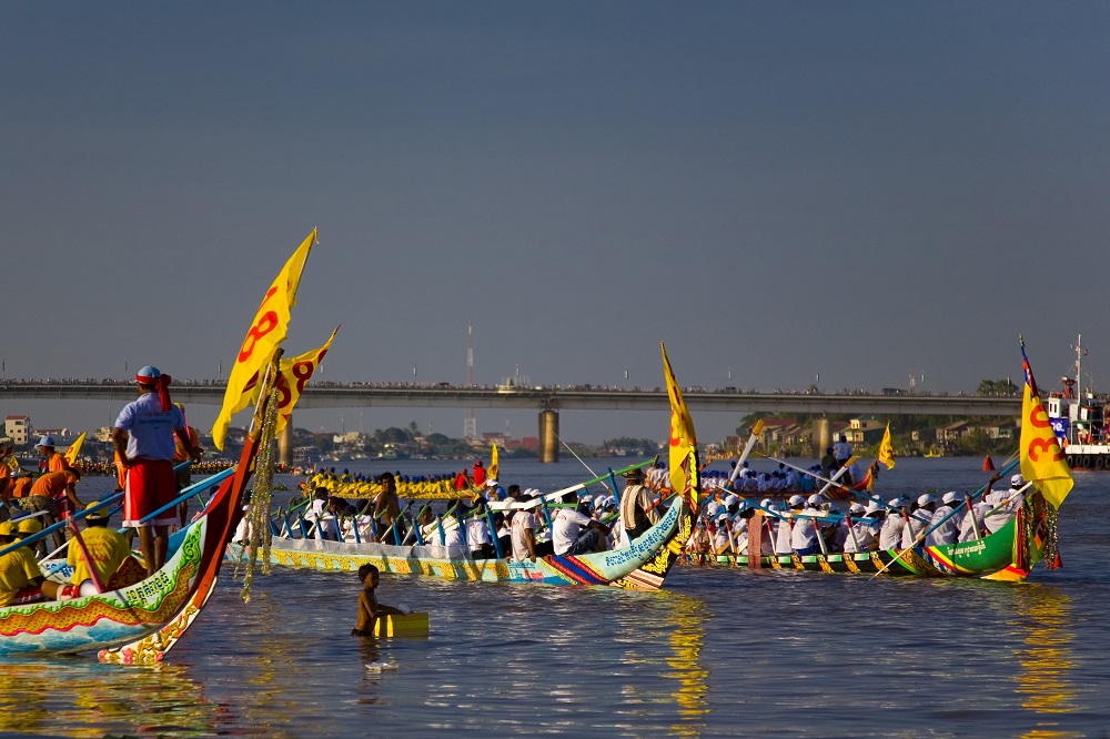 Khám phá lễ hội nước Bon Om Touk đặc sắc - Du lịch Campuchia