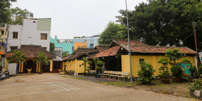 Đình Thông Tây Hội (đường Thống Nhất, quận Gò Vấp, TP HCM) là ngôi đình cổ nhất Sài Gòn. Ban đầu, công trình chỉ xây bằng tre, vách lá, đến năm 1883 được dựng lại với kiến trúc như hiện nay.  Trước năm 1944, đình có tên Hạnh Thông Tây là tên một làng hình thành sớm trên đất Gia Định. Khi làng này sáp nhập với làng An Hội thì đình được đổi tên như hiện tại.