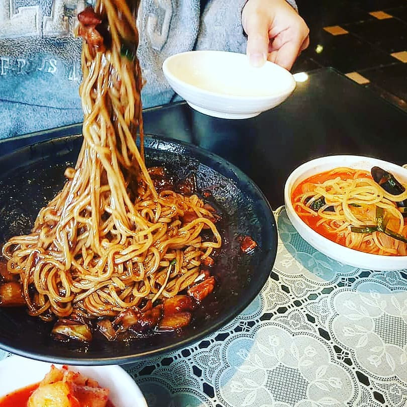 Ngoài cảnh đẹp, Hàn Quốc còn sở hữu nền ẩm thực độc đáo. Ảnh: @sudcore, @yuumi_will.Các trường hợp được miễn visa